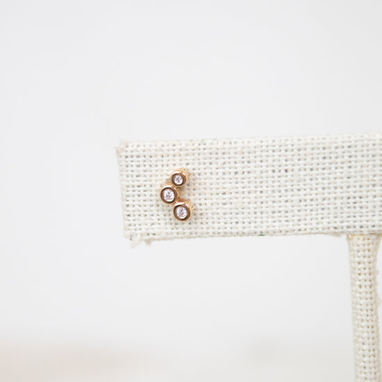 3-dot gold stud earrings