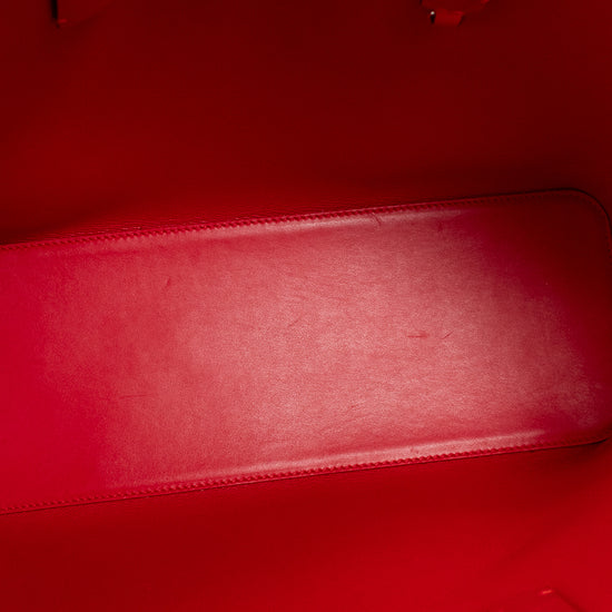 Red handbag  interior.