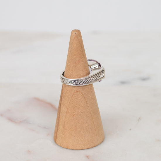 Side view of silver cable band